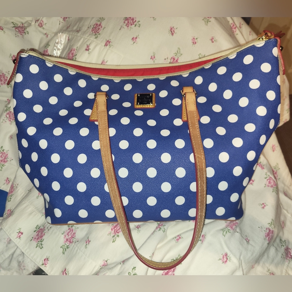 Dooney & Bourke Tote